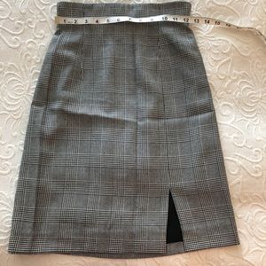 Ann Taylor Glen Plaid pencil skirt 24-25” waist XS